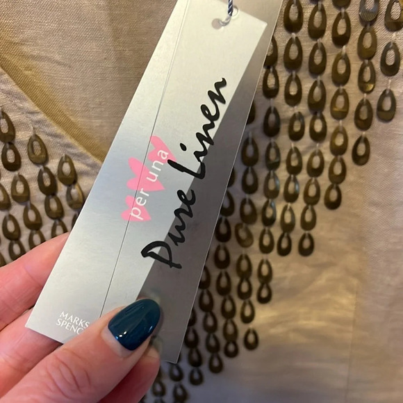 NWT Per Una Tan Long Sleeve Linen Top with Brass Embellishments - Picture 4 of 10